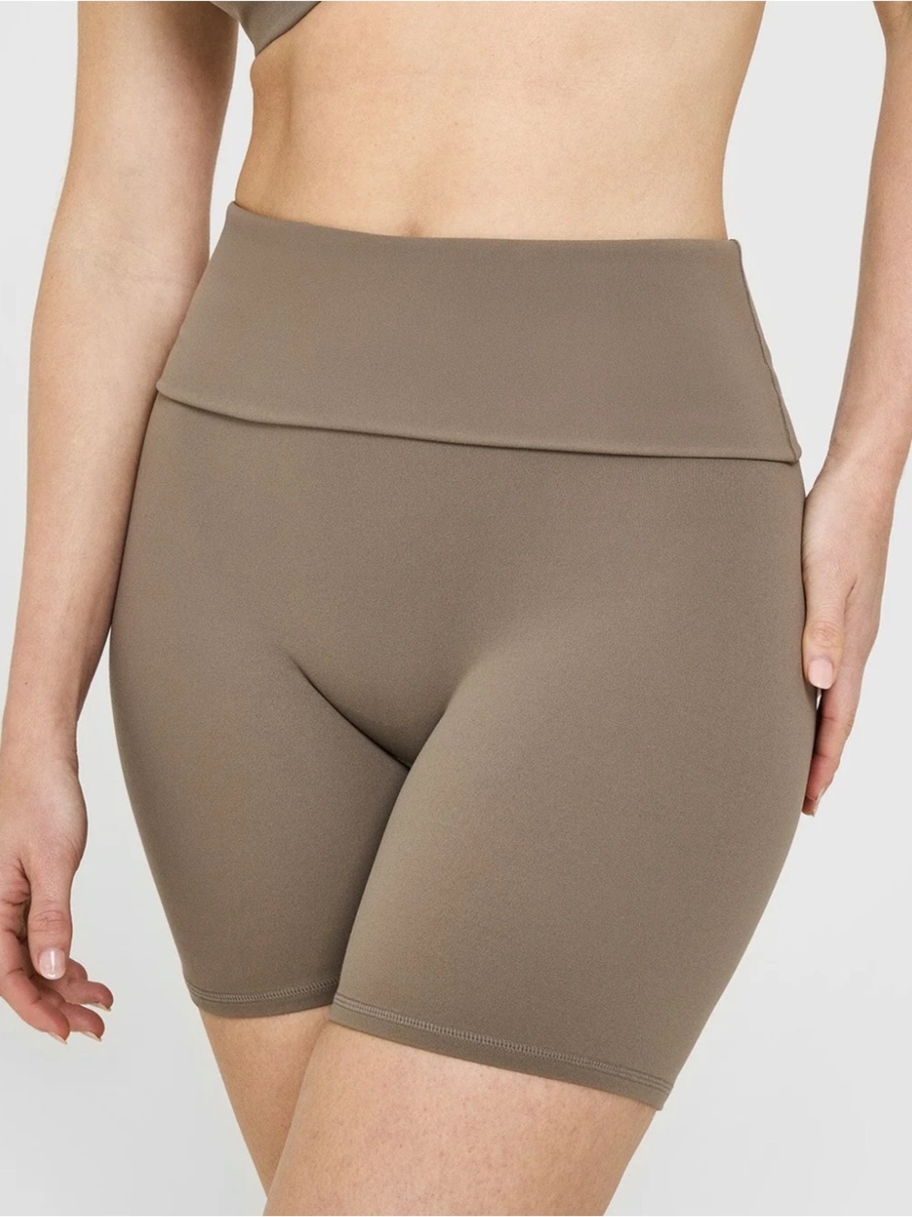 ONER ACTIVE SOFTMOTION FOLD OVER SHORTS 6" IN MOSS BROWN (XS)